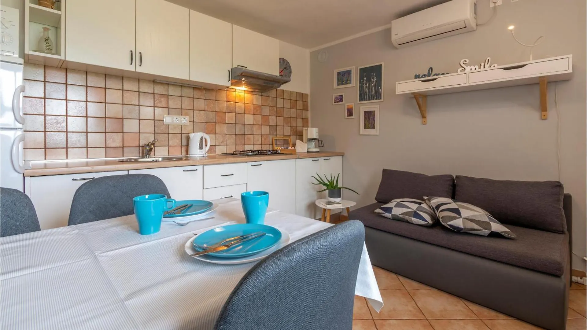 2 Bedroom Stunning Home In Šišan